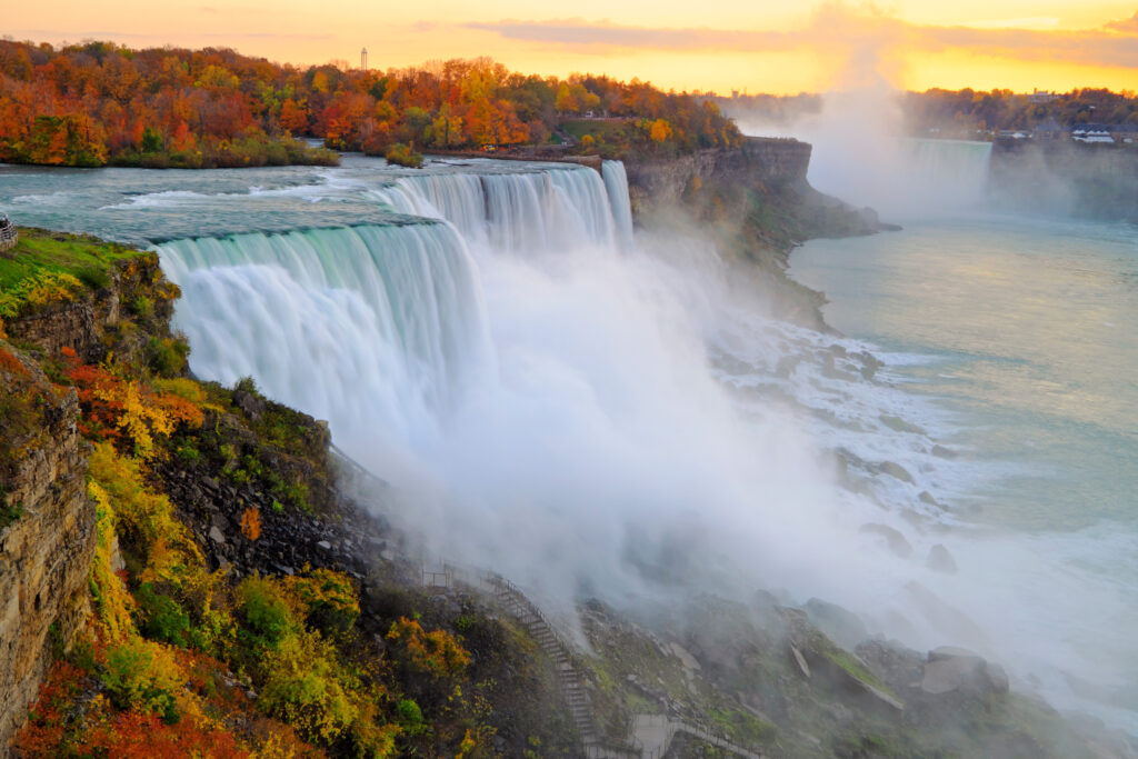 Ontario Tour Guide